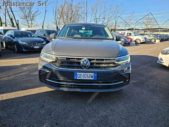 VOLKSWAGEN Tiguan usata, con Controllo trazione