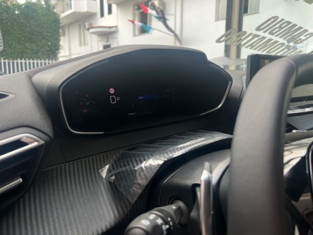 PEUGEOT 208 usata, con Luci diurne