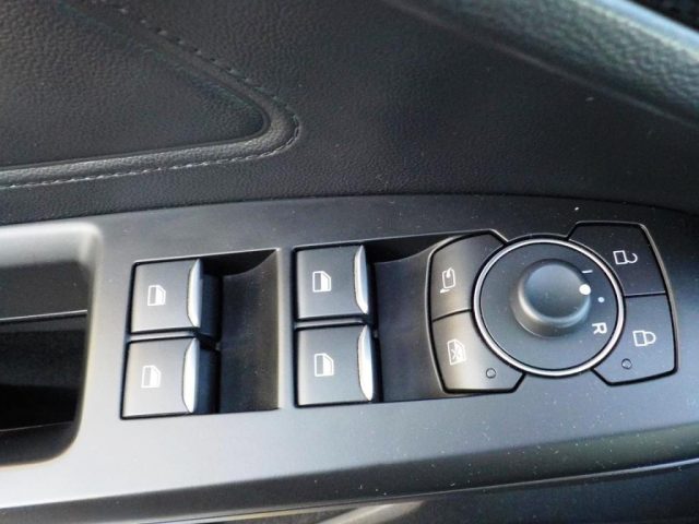 FORD Focus usata, con Specchietti laterali elettrici