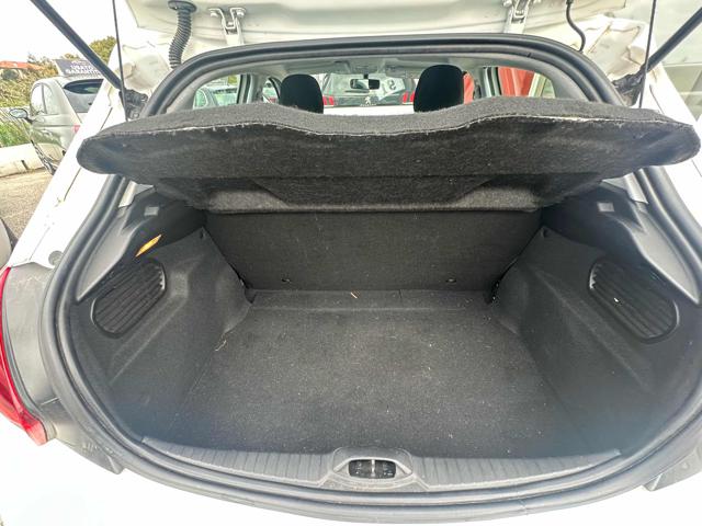 PEUGEOT 208 usata, con ESP