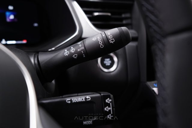 RENAULT Captur usata, con Controllo elettronico della corsia