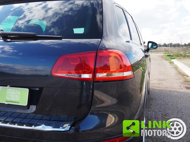 VOLKSWAGEN Touareg usata, con Sedile posteriore sdoppiato