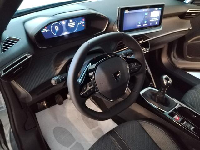 PEUGEOT 2008 usata, con Park Distance Control