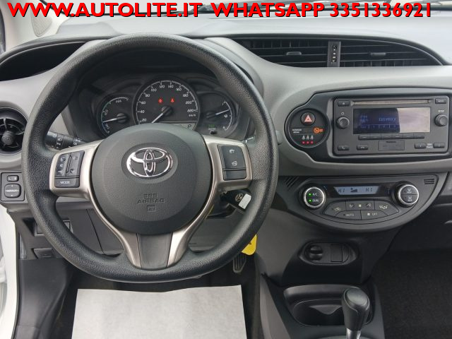 TOYOTA Yaris usata, con Volante in pelle