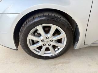 TOYOTA Avensis usata, con Sensore di pioggia