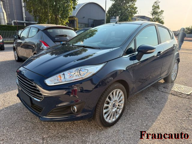 FORD Fiesta usata, con ABS
