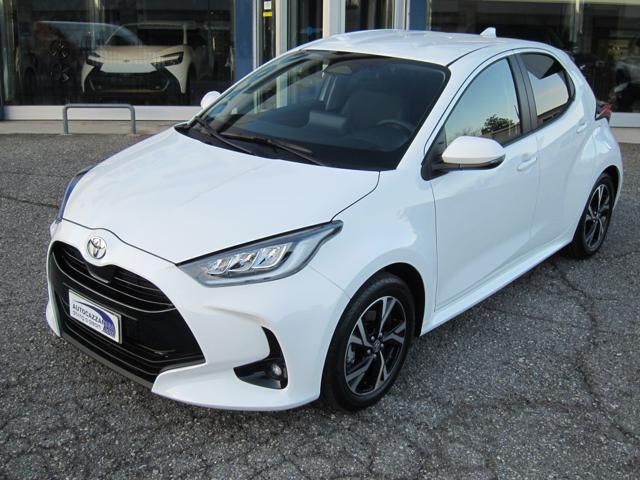 TOYOTA Yaris usata, con Touch screen