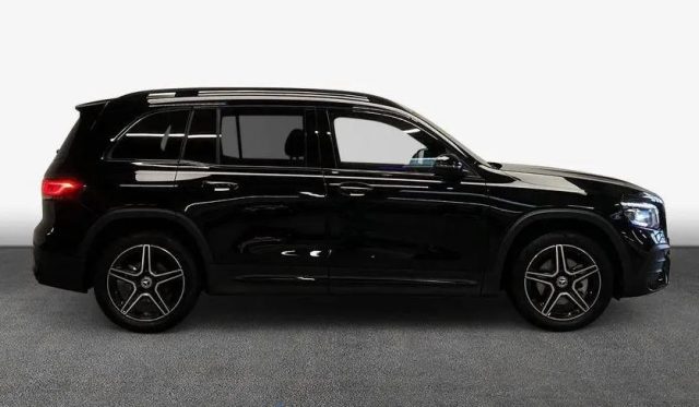 MERCEDES-BENZ GLB 200 usata, con Alzacristalli elettrici