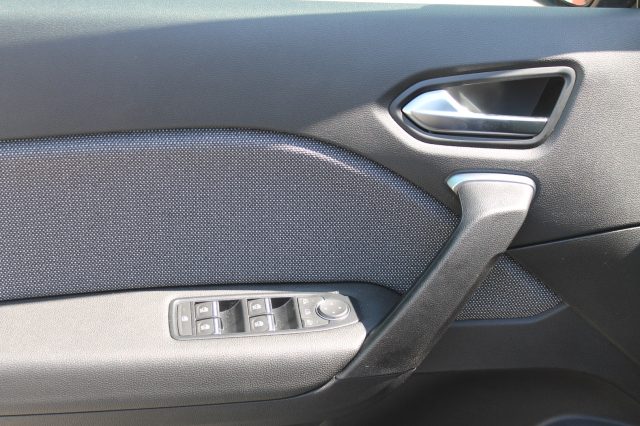 RENAULT Captur usata, con Cruise Control