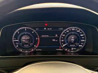 VOLKSWAGEN Golf usata, con Bracciolo