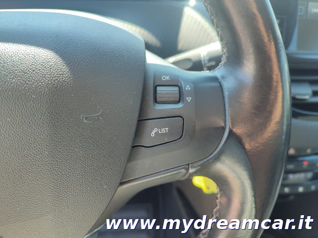 PEUGEOT 2008 usata 27