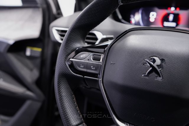 PEUGEOT 5008 usata, con Sistema di navigazione
