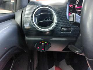 VOLKSWAGEN up! usata, con Sistema di navigazione