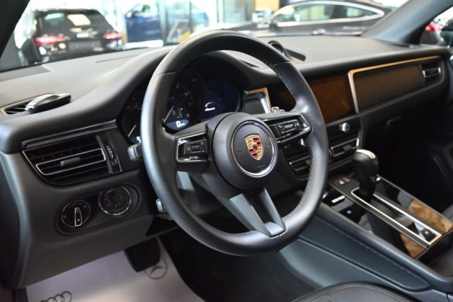 PORSCHE Macan usata 124
