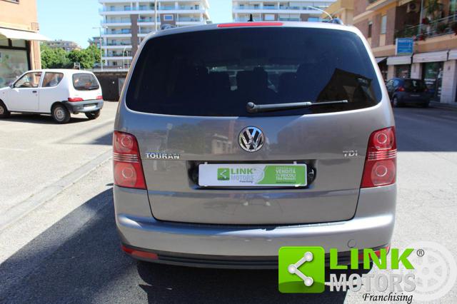 VOLKSWAGEN Touran usata, con Alzacristalli elettrici