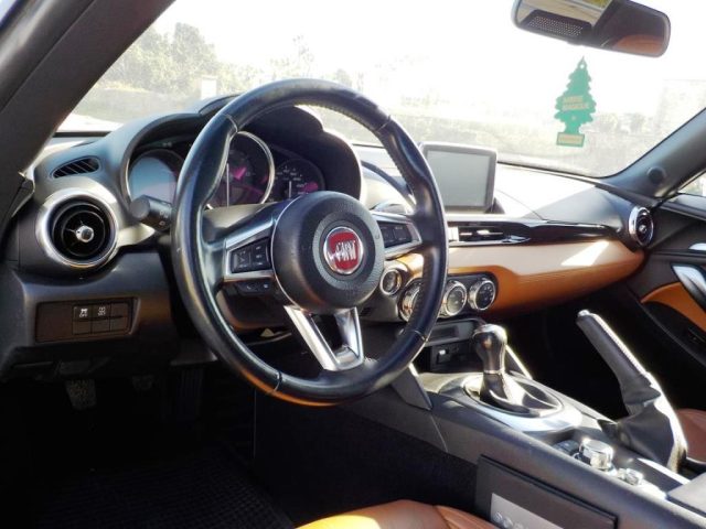 FIAT 124 Spider usata, con Luci diurne LED