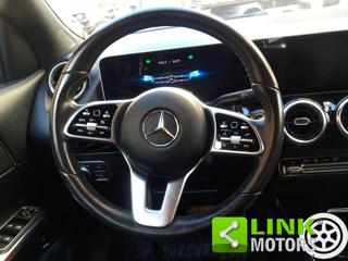 MERCEDES-BENZ GLA 200 usata, con Regolazione elettrica sedili