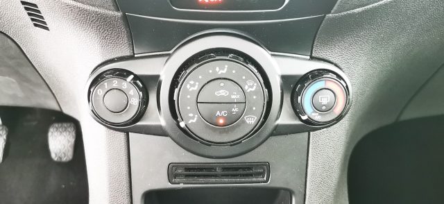 FORD Fiesta usata, con Chiusura centralizzata telecomandata