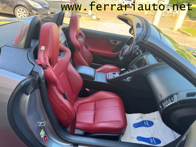 JAGUAR F-Type usata, con Sistema di navigazione