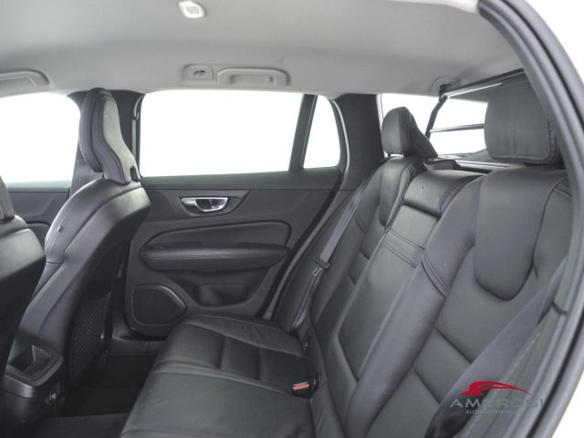 VOLVO V60 Cross Country usata 9