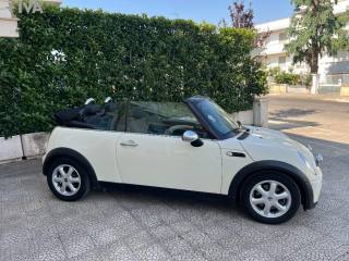 MINI Cabrio usata 6