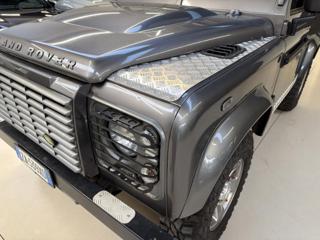 LAND ROVER Defender usata 8