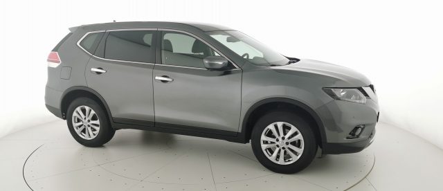NISSAN X-Trail usata, con Touch screen
