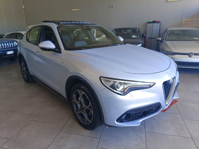 ALFA ROMEO Stelvio usata, con Alzacristalli elettrici