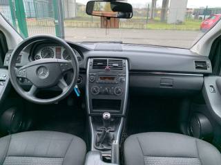 MERCEDES-BENZ B 180 usata, con ESP