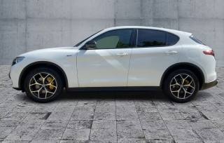 ALFA ROMEO Stelvio usata, con Autoradio