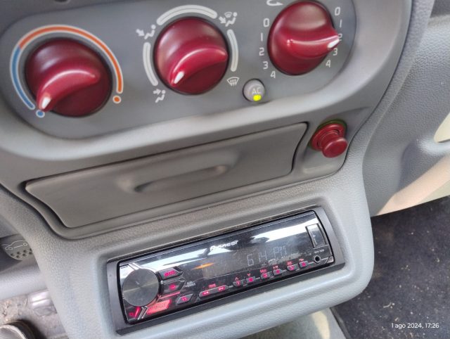 RENAULT Twingo usata, con Ruota di riserva