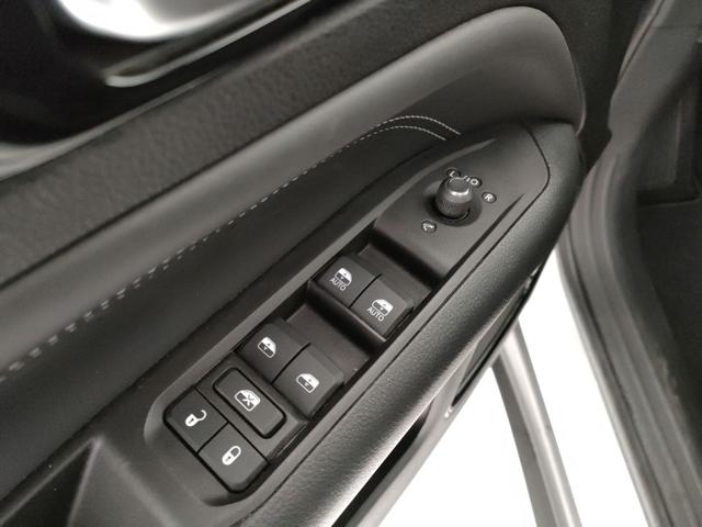 JEEP Compass usata, con Interni in pelle