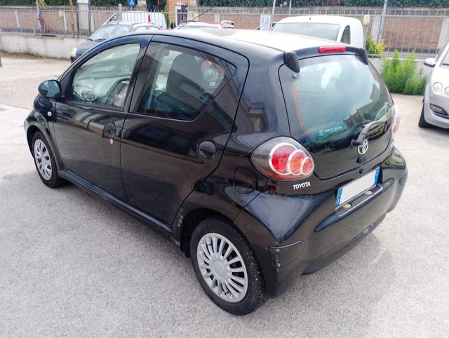 TOYOTA Aygo usata, con Alzacristalli elettrici