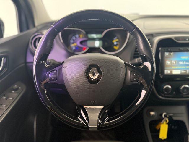 RENAULT Captur usata 12