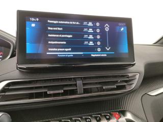 PEUGEOT 3008 usata, con Servosterzo