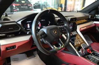 LAMBORGHINI Urus usata 46