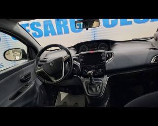 LANCIA Ypsilon usata, con Kit antipanne