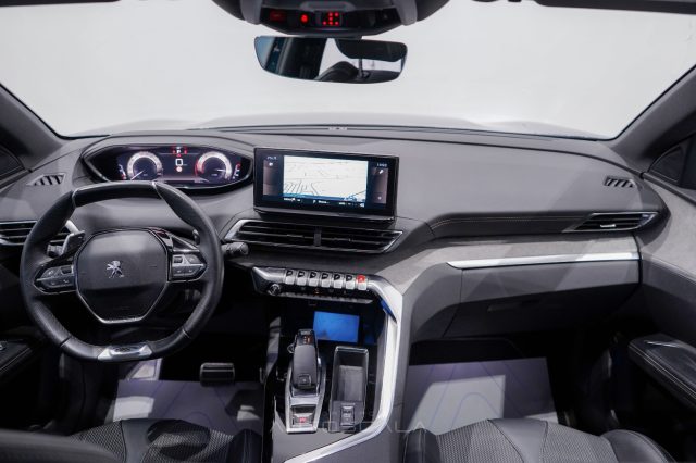 PEUGEOT 5008 usata, con Sensori di parcheggio posteriori
