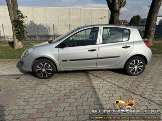 RENAULT Clio usata, con Autoradio