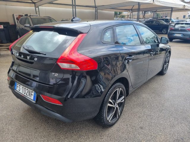 VOLVO V40 usata, con Specchietti laterali elettrici