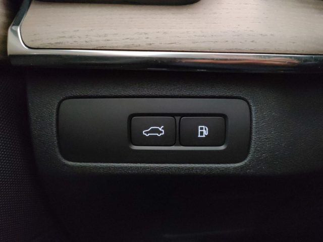 VOLVO XC90 usata, con Servosterzo