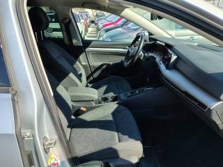 VOLKSWAGEN Golf usata, con Bracciolo