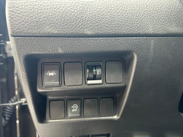 NISSAN Qashqai usata, con Alzacristalli elettrici