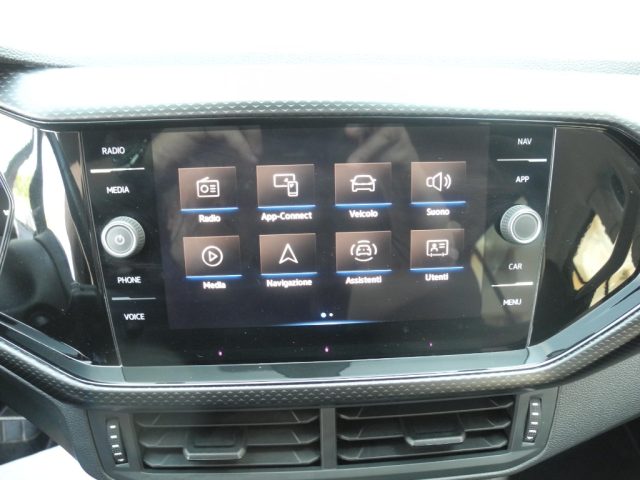 VOLKSWAGEN T-Cross usata, con Autoradio digitale
