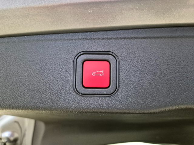 JEEP Avenger usata, con Sensore di luce