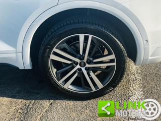 AUDI Q5 usata, con Lettore CD