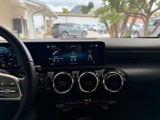 MERCEDES-BENZ A 180 usata, con Fari LED