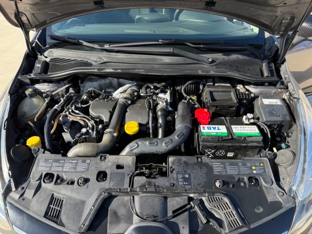RENAULT Clio usata, con Specchietti laterali elettrici