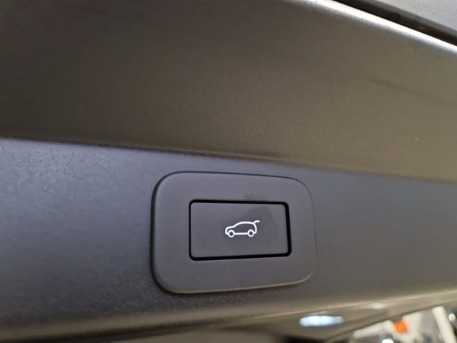 LAND ROVER Range Rover Sport usata, con Regolazione elettrica sedili