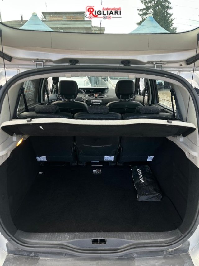 RENAULT Scenic usata 14